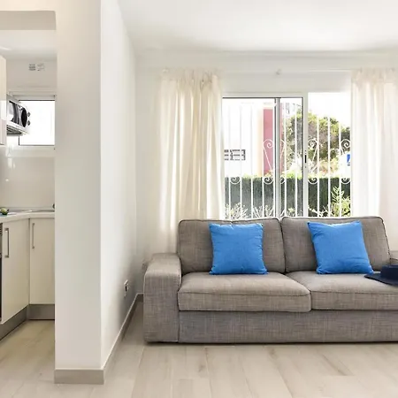 Holiday home House With Private Pool In Et2