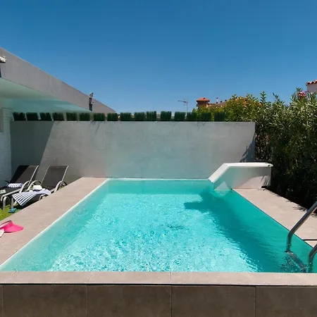 House With Private Pool In Et2 Holiday home